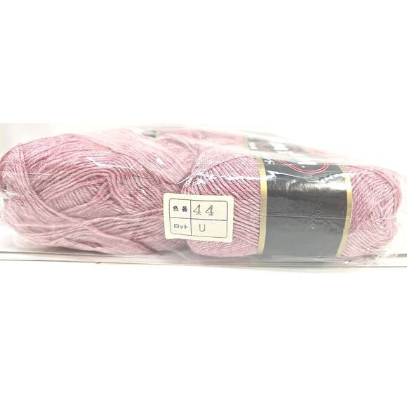 Scrum Knitting Yarn Thread Color #044 Lot U Lite Pink Lot of 10 U327 - Picture 10 of 10